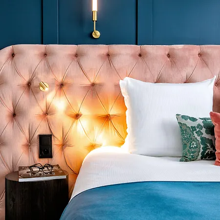 Pley Hotel