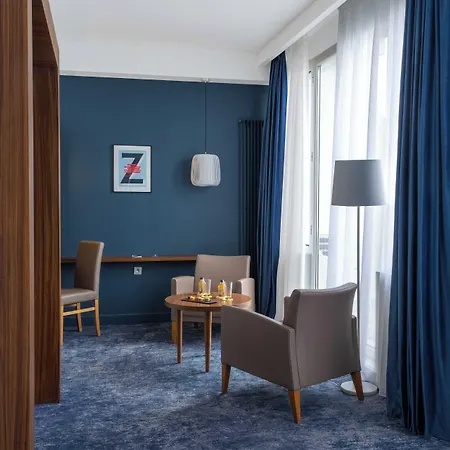 Hotel Pley