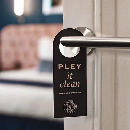 Pley Hotel Parigi